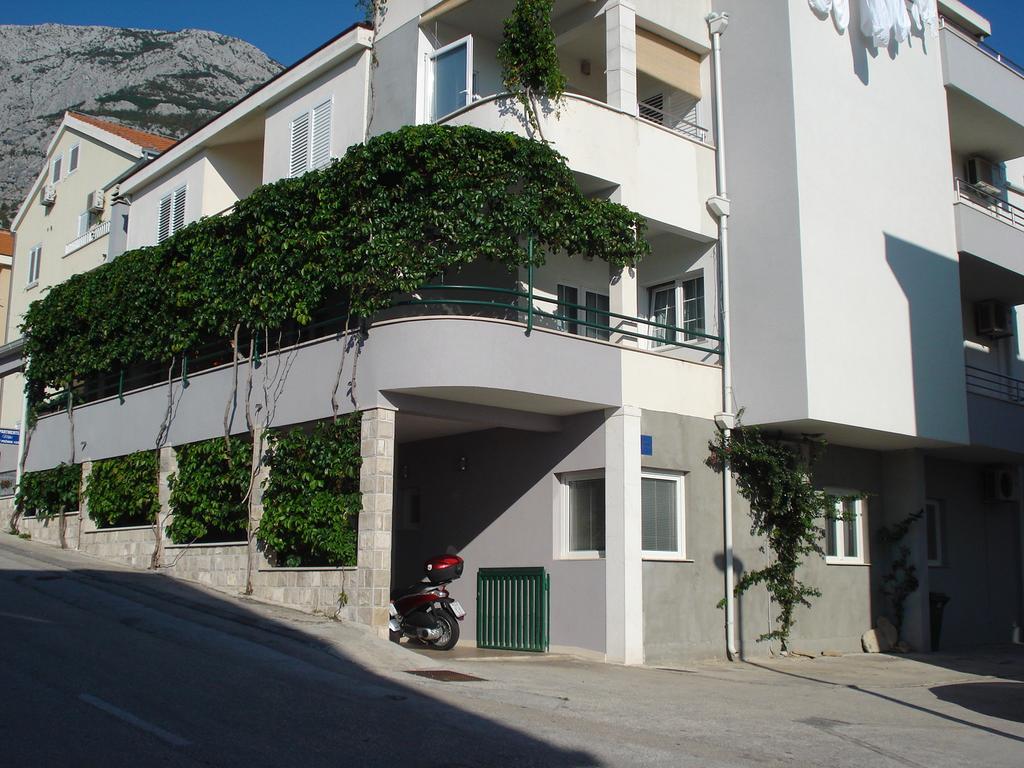 Milic Apartments Макарска Экстерьер фото